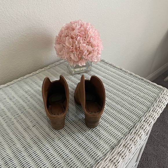 Brown suede slip in booties - Picture 3 of 5